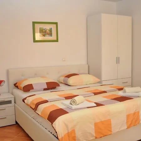 Ivi