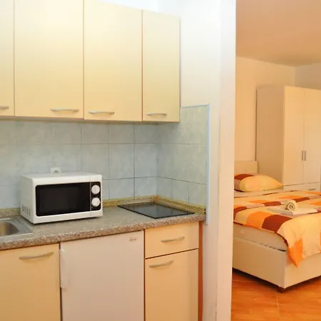 Ivi Apartman Makarska